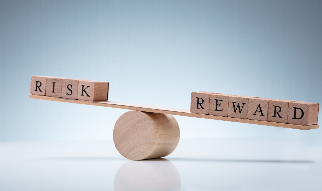 Risk or Returns: What Should Be the Focus While Selecting a PMS?